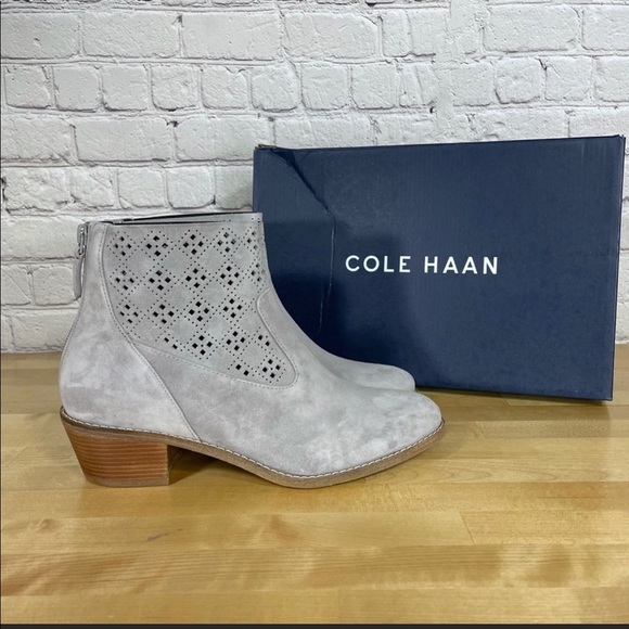Cole Haan Grey Suede Jayne Lasercut Ankle Booties NWT - Picture 5 of 8